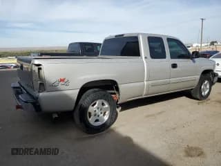 ✅ 2005 Chevrolet Silverado 1500 Z71 • VIN: 1GCEK19B85E148868 • Лот: 77848574. Опубликован ранее на Copart с пробегом 165 800 миль. Бесплатный доступ к архиву аукционных продаж из США и подробный отчёт об истории автомобиля на DreamBid. Изображение 3.