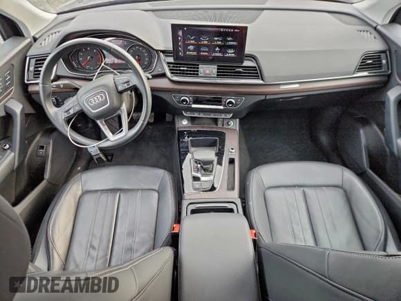 ✅ 2021 Audi Q5 Premium • VIN: WA1AAAFY2M2114008 • Lot: 93962295. Listed on Copart with 34,653 mi. Free auction sales archive from the USA and detailed vehicle history report at DreamBid. Image 8.