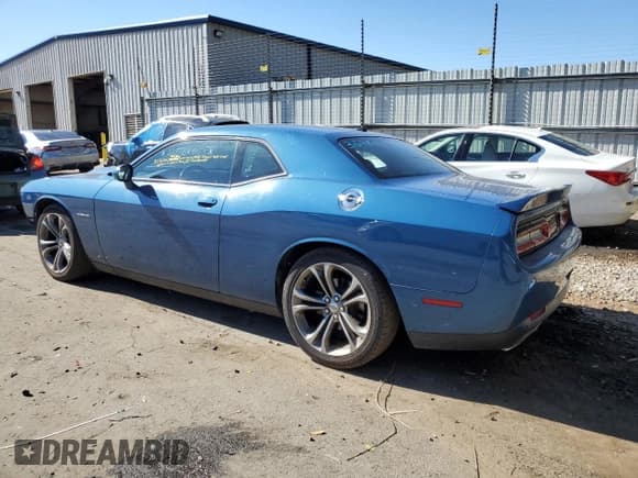 ✅ 2021 Dodge Challenger R/T • VIN: 2C3CDZBT3MH526495 • Lot: 71600293. Wystawiony na Copart z przebiegiem 58 923 mil. Bezpłatny archiwum sprzedaży aukcyjnych z USA i szczegółowy raport historii pojazdu na DreamBid. Zdjęcie 2.