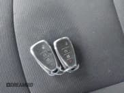 ✅ 2017 Chevrolet Cruze LT • VIN: 1G1BE5SM7H7158824 • Лот: 43632097. Опубликован ранее на IAAI с пробегом 81 777 миль. Бесплатный доступ к архиву аукционных продаж из США и подробный отчёт об истории автомобиля на DreamBid. Изображение 11.