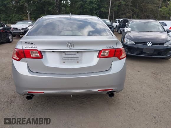 ✅ 2013 Acura TSX Technology • VIN: JH4CU2F64DC011451 • Lot: 43264757. Wystawiony na IAAI z przebiegiem 43 860 mil. Bezpłatny archiwum sprzedaży aukcyjnych z USA i szczegółowy raport historii pojazdu na DreamBid. Zdjęcie 16.