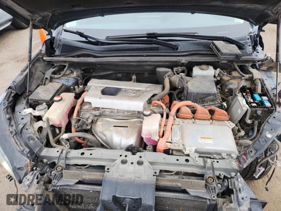 ✅ 2015 Lexus NX 300h • VIN: JTJBJRBZ1F2013081 • Lot: 80146635. Listed on Copart with 140,053 mi. Free auction sales archive from the USA and detailed vehicle history report at DreamBid. Image 12.