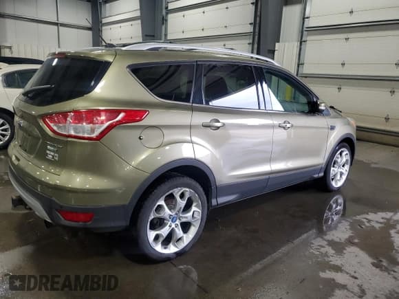 ✅ 2013 Ford Escape Titanium • VIN: 1FMCU9J94DUC24482 • Lot: 90872905. Listed on Copart with 211,540 mi. Free auction sales archive from the USA and detailed vehicle history report at DreamBid. Image 3.