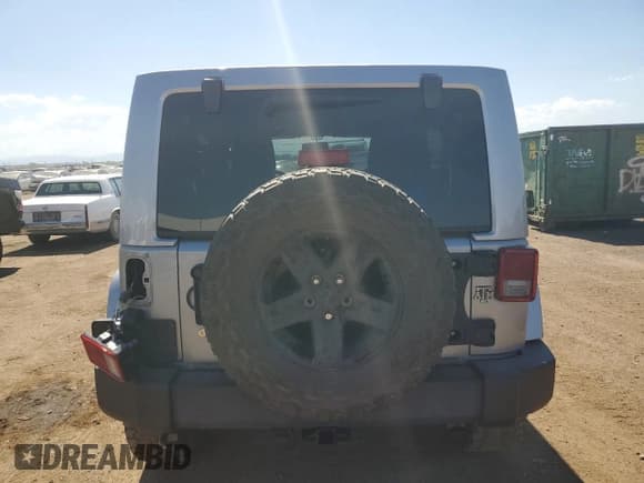 ✅ 2017 Jeep Wrangler Unlimited Rubicon • VIN: 1C4BJWFG1HL578485 • Лот: 57900124. Опубликован ранее на Copart с пробегом 83 264 миль. Бесплатный доступ к архиву аукционных продаж из США и подробный отчёт об истории автомобиля на DreamBid. Изображение 6.