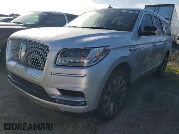 ✅ 2018 Lincoln Navigator Select • VIN: 5LMJJ3HTXJEL03141 • Lot: 75602984. Listed on Copart with Not provided. Free auction sales archive from the USA and detailed vehicle history report at DreamBid. Image 1.