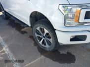 ✅ 2020 Ford F-150 XLT • VIN: 1FTEW1E5XLKE71001 • Lot: 43683933. Wystawiony na IAAI z przebiegiem 184 806 mil. Bezpłatny archiwum sprzedaży aukcyjnych z USA i szczegółowy raport historii pojazdu na DreamBid. Zdjęcie 6.