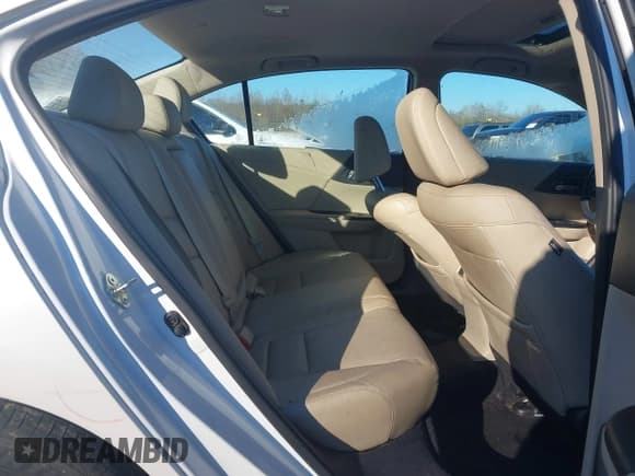 ✅ 2015 Honda Accord EX-L • VIN: 1HGCR6F54FA005862 • Lot: 43822012. Listed on IAAI with 109,688 mi. Free auction sales archive from the USA and detailed vehicle history report at DreamBid. Image 8.