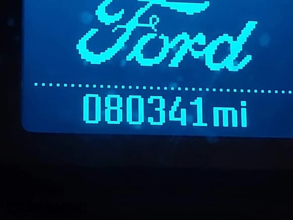 ✅ 2019 Ford Transit Cargo • VIN: 1FTYE2CGXKKA35970 • Lot: 43721501. Wystawiony na IAAI z przebiegiem 80 341 mil. Bezpłatny archiwum sprzedaży aukcyjnych z USA i szczegółowy raport historii pojazdu na DreamBid. Zdjęcie 7.