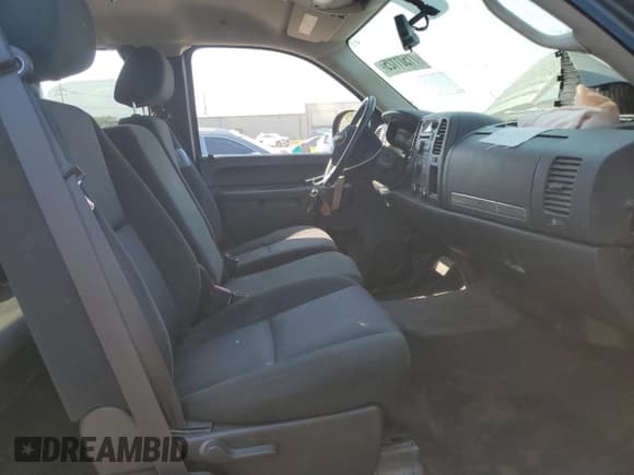 ✅ 2012 Chevrolet Silverado 2500HD LT • VIN: 1GC2KXCG7CZ119717 • Лот: 71501125. Опубликован ранее на Copart с пробегом 240 174 миль. Бесплатный доступ к архиву аукционных продаж из США и подробный отчёт об истории автомобиля на DreamBid. Изображение 7.