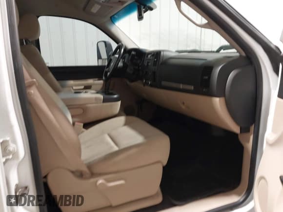 ✅ 2011 Chevrolet Silverado 2500HD LT • VIN: 1GC1KXCG0BF190396 • Лот: 42008385. Опубликован ранее на IAAI с пробегом 193 545 миль. Бесплатный доступ к архиву аукционных продаж из США и подробный отчёт об истории автомобиля на DreamBid. Изображение 5.