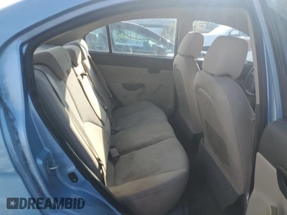 ✅ 2010 Hyundai Accent GLS • VIN: KMHCN4AC3AU517572 • Лот: 86244364. Опубликован ранее на Copart с пробегом 167 908 миль. Бесплатный доступ к архиву аукционных продаж из США и подробный отчёт об истории автомобиля на DreamBid. Изображение 10.