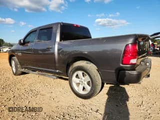 ✅ 2017 Ram 1500 Express • VIN: 1C6RR7KT5HS706000 • Lot: 81991845. Wystawiony na Copart z przebiegiem Nie podano. Bezpłatny archiwum sprzedaży aukcyjnych z USA i szczegółowy raport historii pojazdu na DreamBid. Zdjęcie 2.