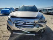 ✅ 2017 Subaru Outback Limited • VIN: 4S4BSENC8H3383033 • Lot: 90061315. Wystawiony na Copart z przebiegiem 75 625 mil. Bezpłatny archiwum sprzedaży aukcyjnych z USA i szczegółowy raport historii pojazdu na DreamBid. Zdjęcie 5.