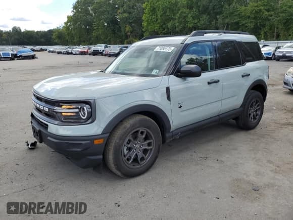 ✅ 2024 Ford Bronco Sport Big Bend • VIN: 3FMCR9B67RRE30318 • Лот: 71085175. Опубликован ранее на Copart с пробегом 22 811 миль. Бесплатный доступ к архиву аукционных продаж из США и подробный отчёт об истории автомобиля на DreamBid. Изображение 1.