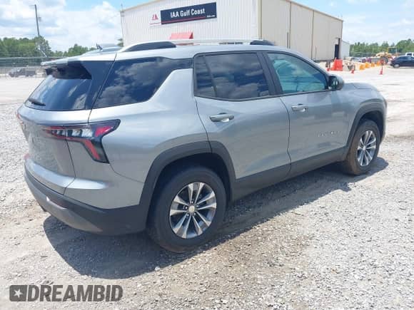 2025 Chevrolet Equinox FWD LT с VIN 3GNAXHEG5SL215648, выставлен на аукционе IAAI как лот 42665426 с пробегом Не указан миль и . История ставок и продаж доступна на DreamBid. Изображение 4.