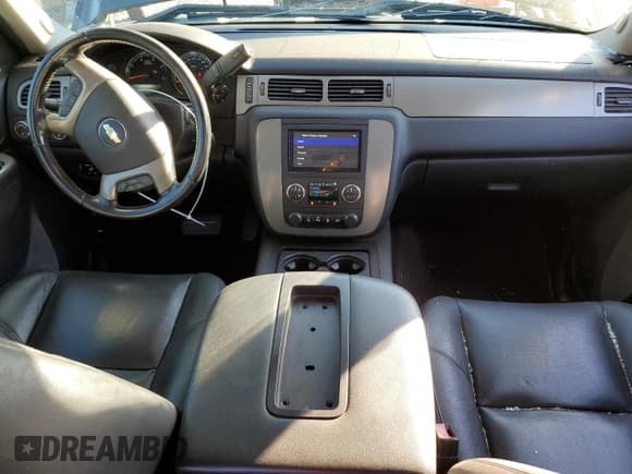 ✅ 2013 Chevrolet Silverado 2500HD LTZ • VIN: 1GC1KYE8XDF178402 • Lot: 80551494. Wystawiony na Copart z przebiegiem 120 563 mil. Bezpłatny archiwum sprzedaży aukcyjnych z USA i szczegółowy raport historii pojazdu na DreamBid. Zdjęcie 8.