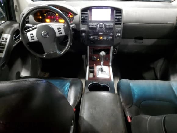 ✅ 2008 Nissan Pathfinder SE • VIN: 5N1AR18B28C612762 • Lot: 81195524. Listed on Copart with 298,406 mi. Free auction sales archive from the USA and detailed vehicle history report at DreamBid. Image 8.