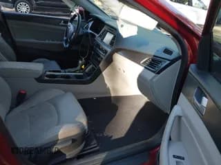 ✅ 2016 Hyundai Sonata Sport • VIN: 5NPE34AFXGH393655 • Лот: 43467432. Опубликован ранее на IAAI с пробегом 145 440 миль. Бесплатный доступ к архиву аукционных продаж из США и подробный отчёт об истории автомобиля на DreamBid. Изображение 5.