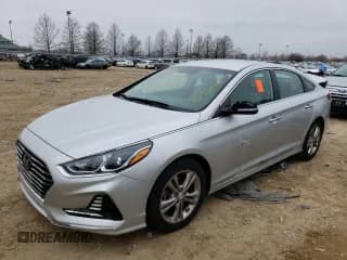 ✅ 2018 Hyundai Sonata Limited • VIN: 5NPE34AF8JH678877 • Lot: 45928213. Listed on Copart with 43,034 mi. Free auction sales archive from the USA and detailed vehicle history report at DreamBid. Image 1.