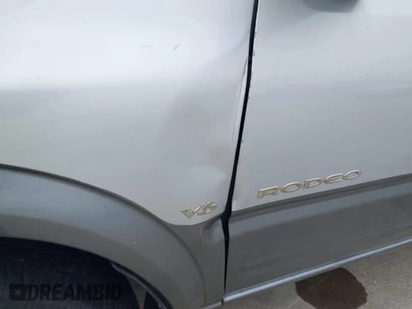 ✅ 2000 Isuzu Rodeo S • VIN: 4S2CK58W3Y4308219 • Lot: 41939765. Listed on IAAI with 241,486 mi. Free auction sales archive from the USA and detailed vehicle history report at DreamBid. Image 13.