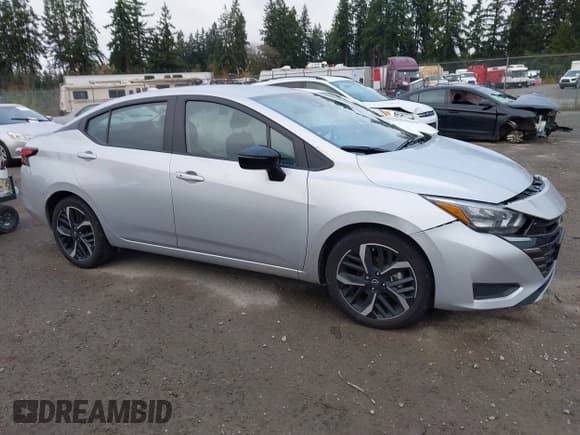 ✅ 2024 Nissan Versa SR • VIN: 3N1CN8FV4RL917588 • Лот: 43740776. Опубликован ранее на IAAI с пробегом 35 020 миль. Бесплатный доступ к архиву аукционных продаж из США и подробный отчёт об истории автомобиля на DreamBid. Изображение 13.