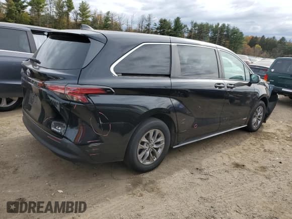 ✅ 2021 Toyota Sienna LE • VIN: 5TDKRKEC3MS048009 • Lot: 90241855. Listed on Copart with 69,273 mi. Free auction sales archive from the USA and detailed vehicle history report at DreamBid. Image 3.