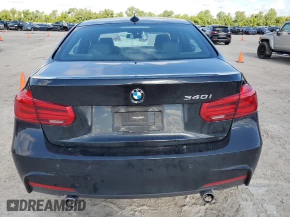 ✅ 2017 BMW 3 Series 340i • VIN: WBA8B3C39HK777651 • Лот: 60347244. Опубликован ранее на Copart с пробегом 95 252 миль. Бесплатный доступ к архиву аукционных продаж из США и подробный отчёт об истории автомобиля на DreamBid. Изображение 6.