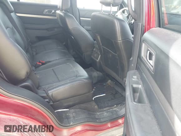 ✅ 2018 Ford Explorer XLT • VIN: 1FM5K8D85JGB40600 • Лот: 43372906. Опубликован ранее на IAAI с пробегом 119 341 миль. Бесплатный доступ к архиву аукционных продаж из США и подробный отчёт об истории автомобиля на DreamBid. Изображение 8.