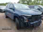 2025 Chevrolet Equinox AWD LT with VIN 3GNAXPEG1SL294231, listed as a IAAI auction lot 42223110 with 1,093 mi miles and . Bid and sale history available at DreamBid. Image 1.