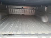 ✅ 2017 Chevrolet Silverado 1500 LT • VIN: 1GCVKREH7HZ166221 • Лот: 78500373. Опубликован ранее на Copart с пробегом 95 378 миль. Бесплатный доступ к архиву аукционных продаж из США и подробный отчёт об истории автомобиля на DreamBid. Изображение 10.