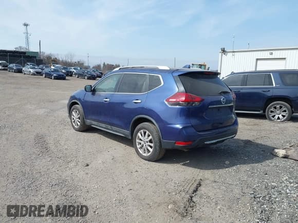 ✅ 2017 Nissan Rogue SL • VIN: 5N1AT2MT3HC823541 • Лот: 41784901. Опубликован ранее на IAAI с пробегом 157 840 миль. Бесплатный доступ к архиву аукционных продаж из США и подробный отчёт об истории автомобиля на DreamBid. Изображение 3.