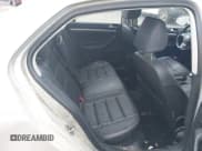 ✅ 2010 Volkswagen Jetta Limited Edition • VIN: 3VWAZ7AJ5AM134458 • Lot: 41941682. Listed on IAAI with 168,629 mi. Free auction sales archive from the USA and detailed vehicle history report at DreamBid. Image 8.