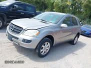 ✅ 2006 Mercedes-Benz M 350 • VIN: 4JGBB86E26A148489 • Лот: 43209650. Опубликован ранее на IAAI с пробегом 166 725 миль. Бесплатный доступ к архиву аукционных продаж из США и подробный отчёт об истории автомобиля на DreamBid. Изображение 2.