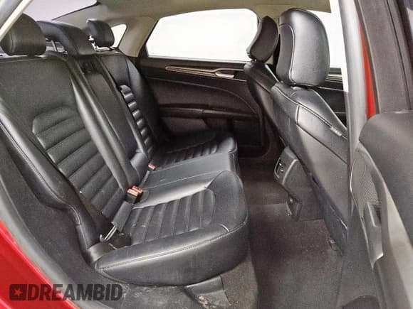 ✅ 2020 Ford Fusion SEL • VIN: 3FA6P0CDXLR196172 • Лот: 91277515. Опубликован ранее на Copart с пробегом 172 385 миль. Бесплатный доступ к архиву аукционных продаж из США и подробный отчёт об истории автомобиля на DreamBid. Изображение 10.