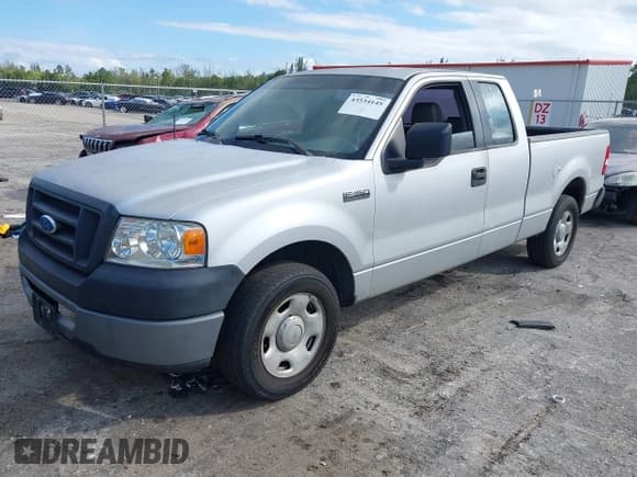 ✅ 2006 Ford F-150 STX • VIN: 1FTRX12W86NA66866 • Lot: 43534145. Wystawiony na IAAI z przebiegiem Nie podano. Bezpłatny archiwum sprzedaży aukcyjnych z USA i szczegółowy raport historii pojazdu na DreamBid. Zdjęcie 2.