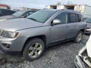 ✅ 2014 Jeep Compass North • VIN: 1C4NJDAB2ED748243 • Lot: 71584815. Wystawiony na Copart z przebiegiem 105 296 mil. Bezpłatny archiwum sprzedaży aukcyjnych z USA i szczegółowy raport historii pojazdu na DreamBid. Zdjęcie 1.