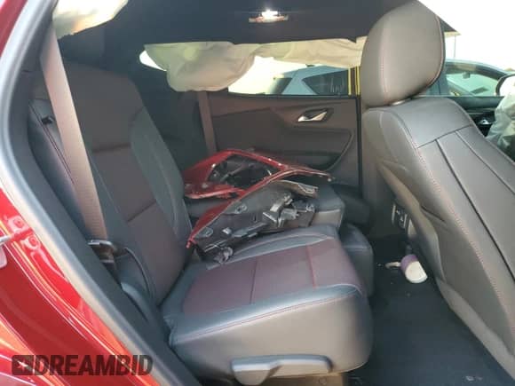 2025 Chevrolet Blazer RS z VIN 3GNKBERS0SS140928, wystawiony jako Copart lot #81860145 z przebiegiem 6 396 mil mil oraz Nie do naprawy • Non repairable. Historia ofert i sprzedaży dostępna na DreamBid. Obrazek 11.