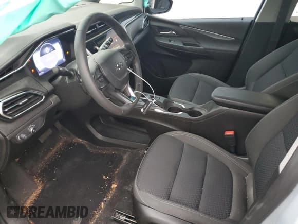 ✅ 2023 Chevrolet Bolt EV 1LT • VIN: 1G1FW6S03P4105779 • Lot: 86834584. Wystawiony na Copart z przebiegiem 22 429 mil. Bezpłatny archiwum sprzedaży aukcyjnych z USA i szczegółowy raport historii pojazdu na DreamBid. Zdjęcie 7.