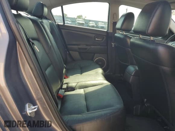 ✅ 2007 Mazda 3 S Touring • VIN: JM1BK323671700105 • Lot: 71399275. Listed on Copart with 111,925 mi. Free auction sales archive from the USA and detailed vehicle history report at DreamBid. Image 10.