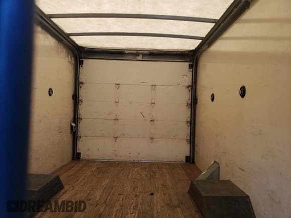 ✅ 2016 Ford Econoline Commercial • VIN: 1FDWE3FL9GDC02378 • Lot: 74477234. Wystawiony na Copart z przebiegiem 198 826 mil. Bezpłatny archiwum sprzedaży aukcyjnych z USA i szczegółowy raport historii pojazdu na DreamBid. Zdjęcie 10.