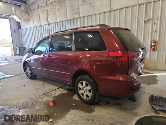 ✅ 2004 Toyota Sienna CE • VIN: 5TDZA23C44S210240 • Lot: 90342725. Wystawiony na Copart z przebiegiem 235 112 mil. Bezpłatny archiwum sprzedaży aukcyjnych z USA i szczegółowy raport historii pojazdu na DreamBid. Zdjęcie 2.