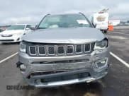 ✅ 2018 Jeep Compass Limited • VIN: 3C4NJCCB7JT358766 • Lot: 43005105. Listed on IAAI with 110,420 mi. Free auction sales archive from the USA and detailed vehicle history report at DreamBid. Image 12.