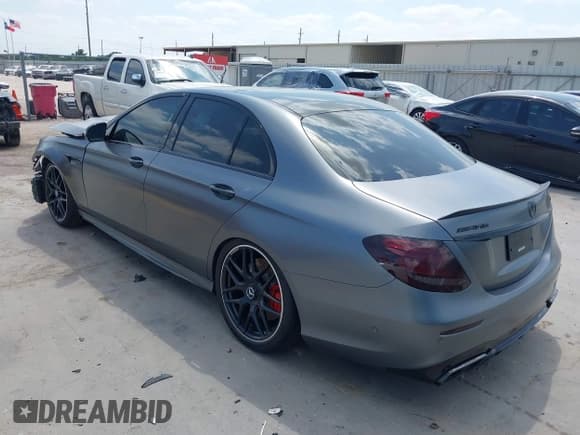 ✅ 2020 Mercedes-Benz E 63 S AMG • VIN: WDDZF8KB0LA708711 • Лот: 42023853. Опубликован ранее на IAAI с пробегом 38 087 миль. Бесплатный доступ к архиву аукционных продаж из США и подробный отчёт об истории автомобиля на DreamBid. Изображение 3.