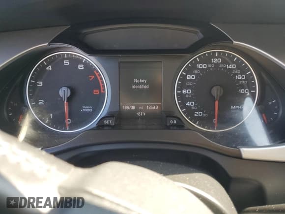 ✅ 2012 Audi A4 Premium Plus • VIN: WAUFFAFL7CA116761 • Лот: 67553425. Опубликован ранее на Copart с пробегом 186 738 миль. Бесплатный доступ к архиву аукционных продаж из США и подробный отчёт об истории автомобиля на DreamBid. Изображение 9.