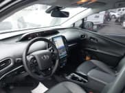 ✅ 2022 Toyota Prius LE • VIN: JTDKAMFP5N3223349 • Lot: 42444265. Wystawiony na IAAI z przebiegiem 228 901 mil. Bezpłatny archiwum sprzedaży aukcyjnych z USA i szczegółowy raport historii pojazdu na DreamBid. Zdjęcie 20.