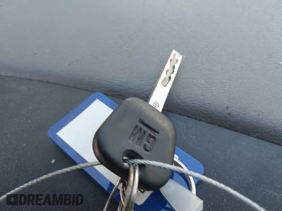 ✅ 2017 Chevrolet Express Cargo • VIN: 1GCZGHFF9H1136193 • Lot: 42502511. Listed on IAAI with 149,458 mi. Free auction sales archive from the USA and detailed vehicle history report at DreamBid. Image 11.