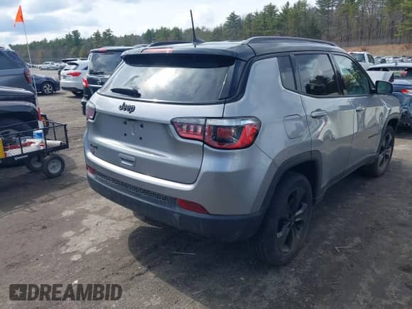 2020 Jeep Compass Latitude с VIN 3C4NJDBB1LT127856, выставлен на аукционе IAAI как лот 41867905 с пробегом 90 468 миль миль и . История ставок и продаж доступна на DreamBid. Изображение 4.
