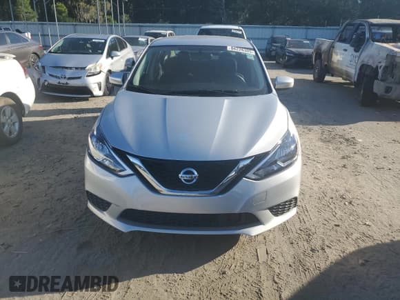 ✅ 2018 Nissan Sentra SR • VIN: 3N1AB7AP9JY230780 • Лот: 86226305. Опубликован ранее на Copart с пробегом 75 718 миль. Бесплатный доступ к архиву аукционных продаж из США и подробный отчёт об истории автомобиля на DreamBid. Изображение 5.