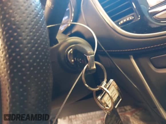 ✅ 2020 Chevrolet Trax LS • VIN: KL7CJKSB8LB088953 • Lot: 43392952. Wystawiony na IAAI z przebiegiem 90 707 mil. Bezpłatny archiwum sprzedaży aukcyjnych z USA i szczegółowy raport historii pojazdu na DreamBid. Zdjęcie 11.