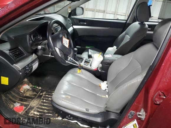 ✅ 2012 Subaru Legacy Premium • VIN: 4S3BMAG63C1025633 • Lot: 44720315. Wystawiony na Copart z przebiegiem 157 044 mil. Bezpłatny archiwum sprzedaży aukcyjnych z USA i szczegółowy raport historii pojazdu na DreamBid. Zdjęcie 7.